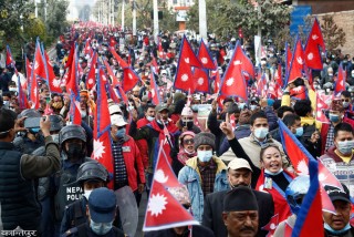 राजावादीको गुनासो : राप्रपाले पार्टीकरण गर्न खोज्यो !