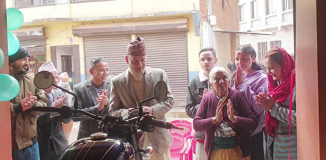 बागलुङ बजारमा खुल्याे जावा मोटरसाइकलको स्वरुम