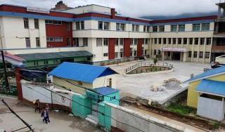६ महिना भो, धौलागिरि अस्पतालका स्वास्थ्यकर्मीले जोखिम भत्ता नपाएको !