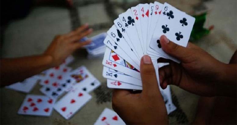 बागलुङमा जुवा खेल्दै गरेका ६ जना नगदसहित पक्राउ