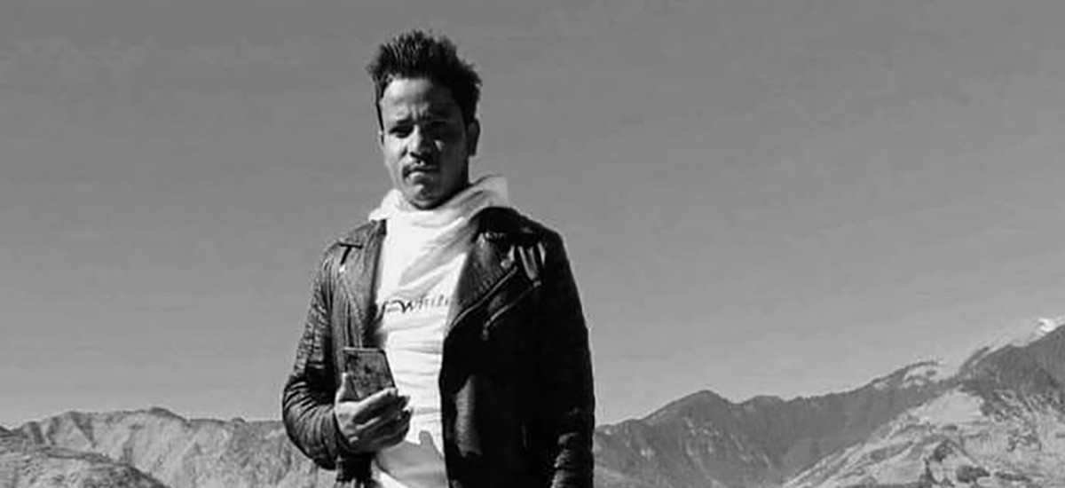 दिउँसो विद्यालय व्यवस्थापन समितिको चुनावमा खटिएका सिंहको साँझ तरबार हानेर हत्या