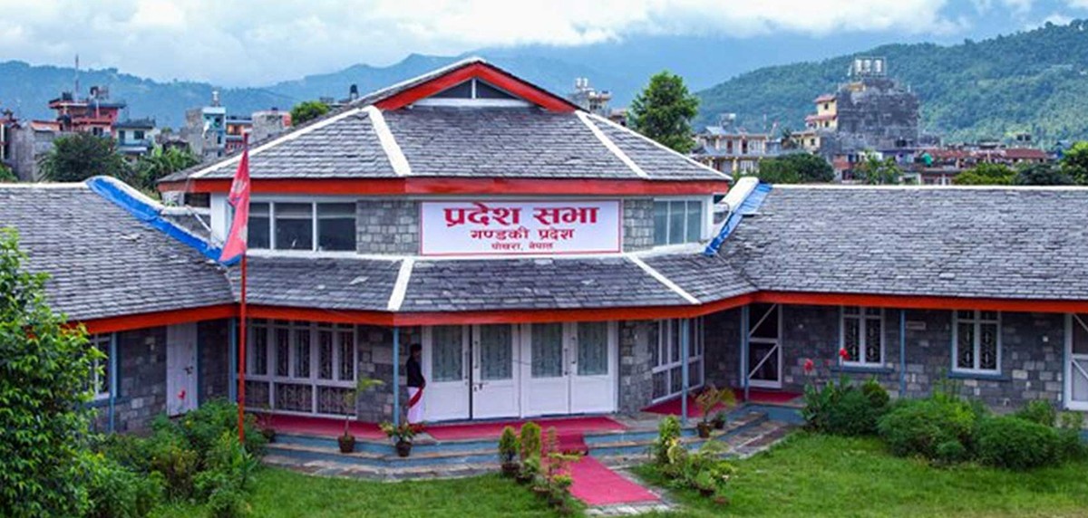 गण्डकीमा सत्ताको खेलकुद : जनमोर्चाको निर्णय पर्खिने कांग्रेसको निर्णय