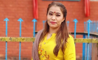 देवी भन्छिन्–‘जे चल्यो, त्यसकै पछाडि दौडिनु राम्रो होइन’