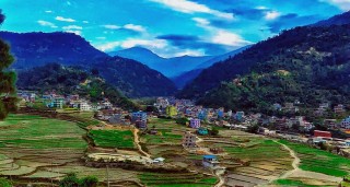 गलकोटमा घर तोडफोड गरि चोरी, सुनसहित १ जना पक्राउ  