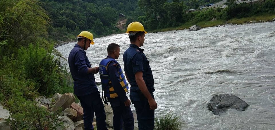 श्रीमतीको हत्या गरि पोको पारेर नदीमा फाल्ने पुरुष पक्राउ