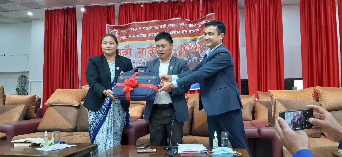 ताराखोलाको बजेट ३५ करोड ५१ लाख,  पर्यटन गाउँ विकासका लागि ‘स्टोन भिलेज’