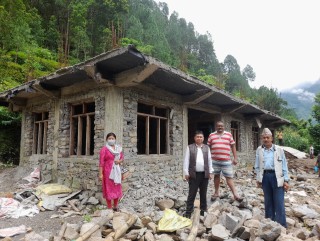 गलकोट नगरप्रमुख  गैरे र उपप्रमुख काउचाद्वारा नगर गौरव योजनाको स्थलगत अनुगमन 
