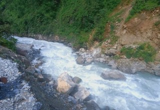 बडिगाड खोलाले बगाउँदा ढोरपाटनको खप्तरीबाङबाट एक बालक वेपत्ता