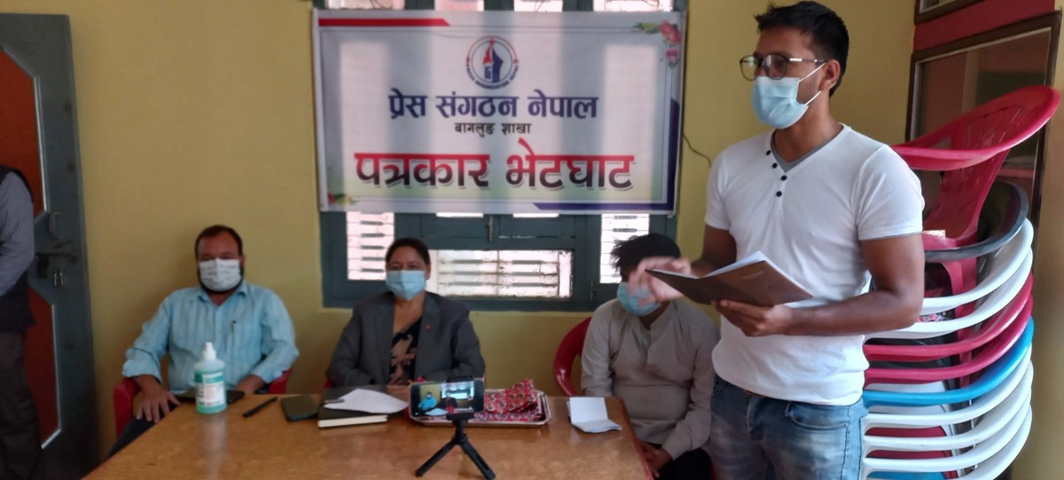 कोरोनाको तेस्रो लहरबाट जोगिन पूर्व तयारीमा छौं :मन्त्री अधिकारी