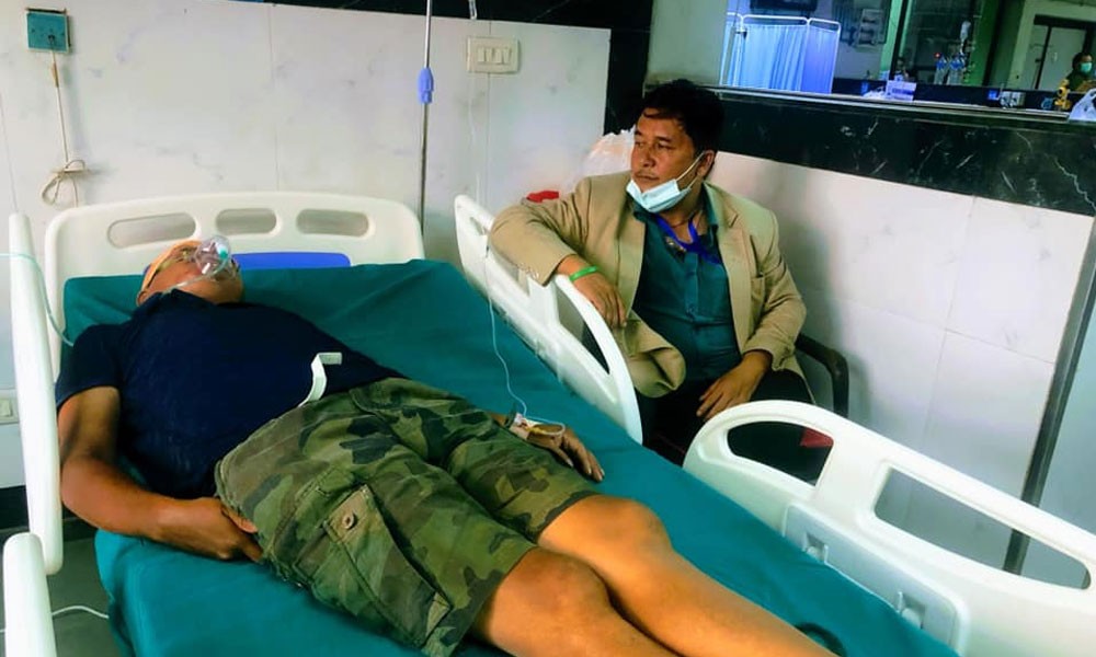 सुटिङको गाडी दुर्घटना हुँदा एकको घटनास्थलमै मृत्यु, आठजना गम्भीर