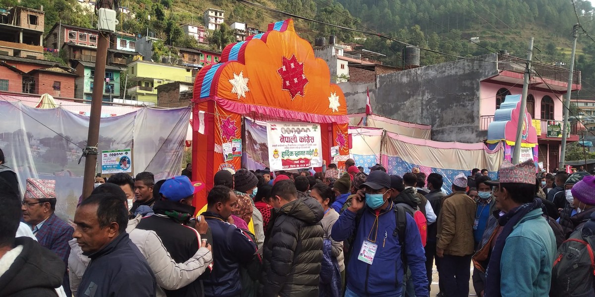 उत्तरी गोरखाका खाद्य डिपो रित्तिदै, चामल ढुवानीको ठेक्का लागेन
