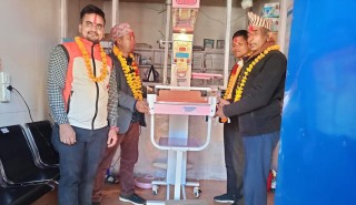 अर्नाकोट देउरालीमा सामुदायिक स्वास्थ्य इकाई र कम्प्युटर ल्यावको उद्धघाटन 
