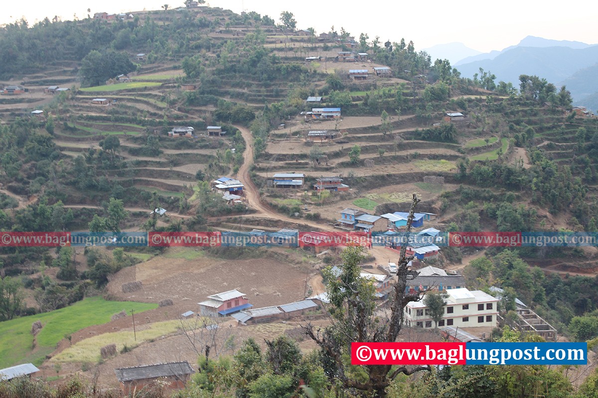 अर्नाकोट देउरालीका जनतालाई छैन खानेपानीको सुविधा 