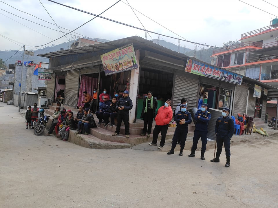 बुर्तिबाङमा एमसिसी विरुद्ध आन्दोलन