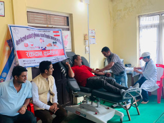 कर्मचारी युनियनको स्थापना दिवसमा रक्तदान 