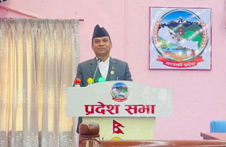 बुर्तिबाङमा सय शैयाको अस्पताल बनाउन सांसद कुँवरको माग