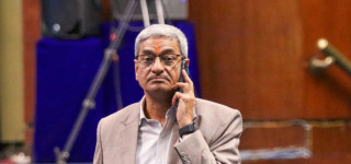 रमेश लेखक पक्राउ हुँदा – पितृ तर्पण दिने बित्तिकै प्रहरी पुगे, देख्नासाथ आफैँले बोलाए